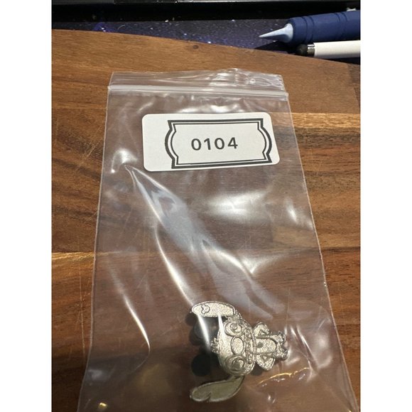 Disney Stitch Pin Mickey Trading Pin Authentic Silver Chaser Character - Picture 4 of 4